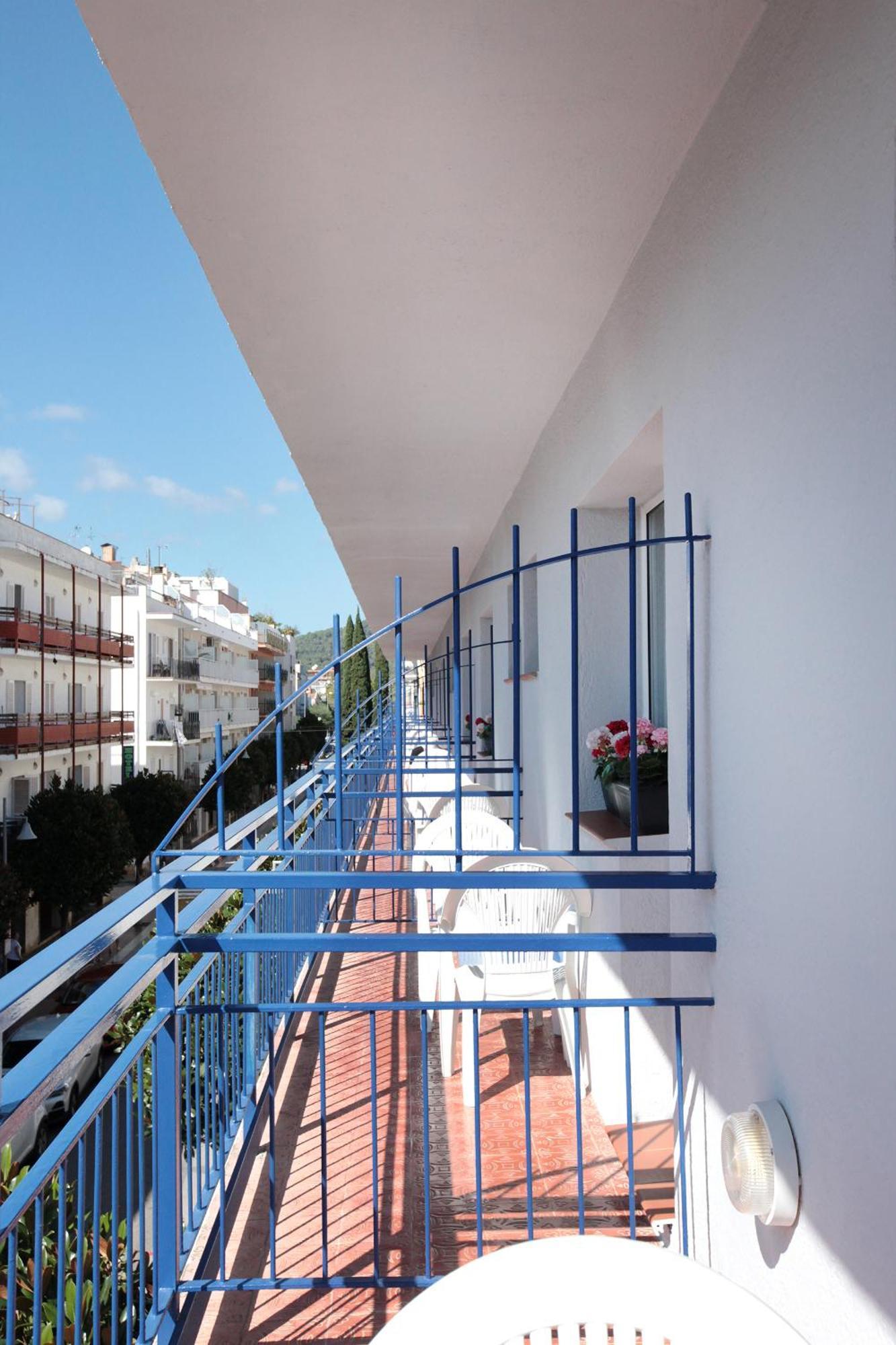 Hotel Marblau Tossa Tossa de Mar Exterior foto